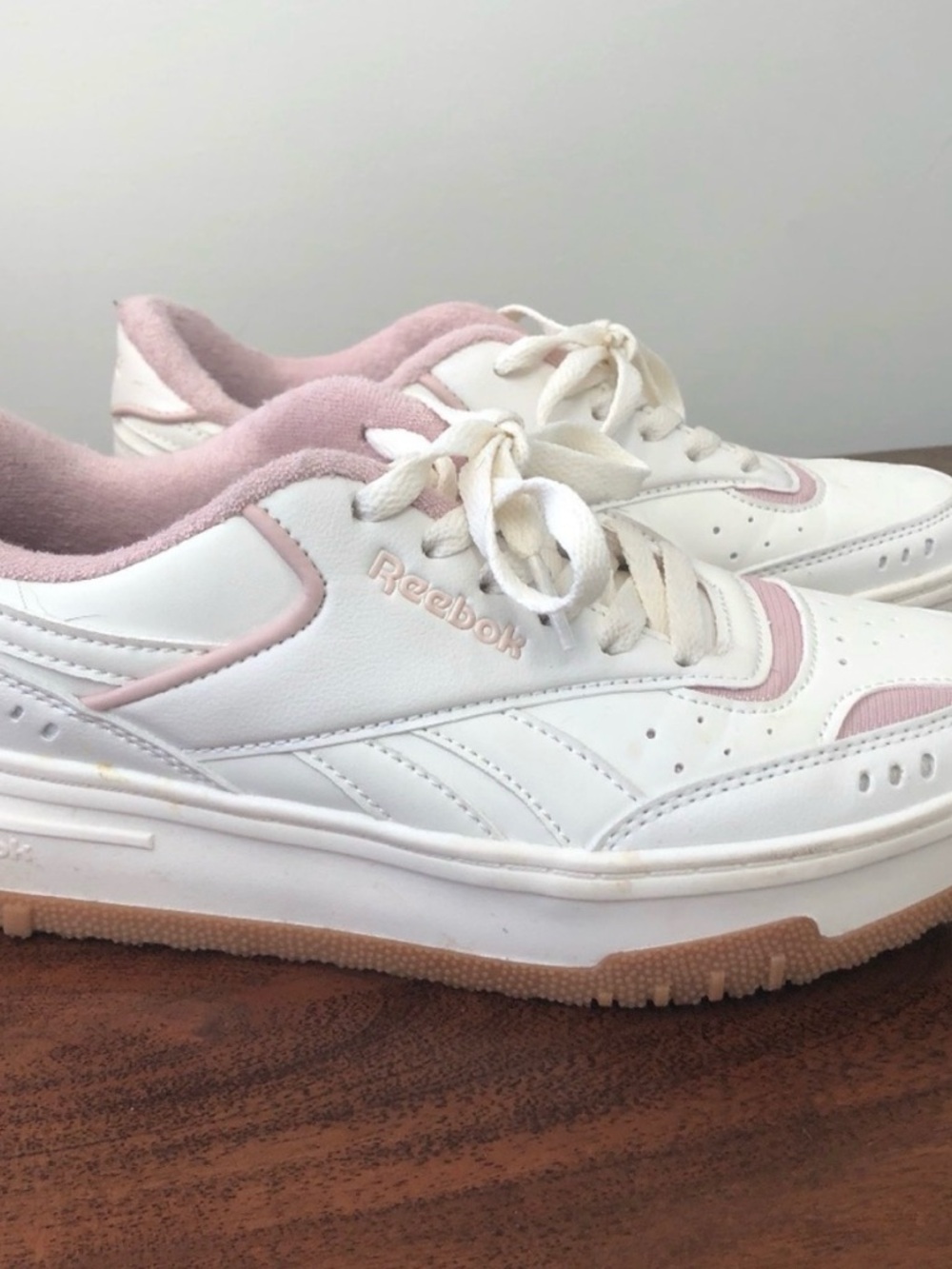 Reebok ladies tennis shoes